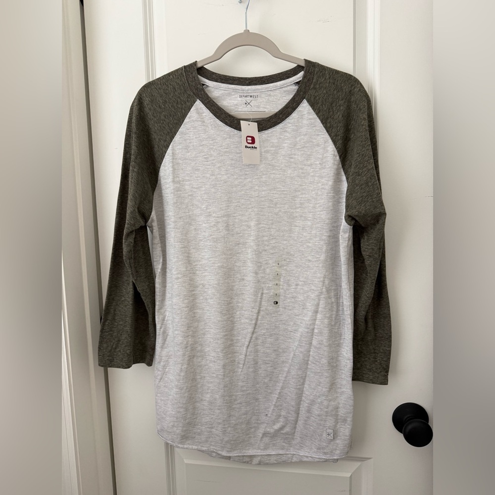Men’s baseball style shirt